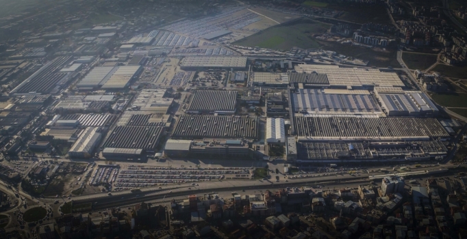 Renault: Türkiye'deki üretim/satış ve pazarlama faaliyetlerine devam edeceğiz