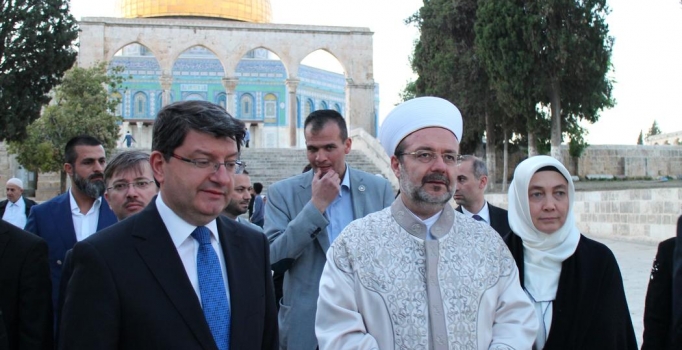 Görmez: Mescid-i Aksa kalbimizde yaradır