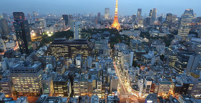 Suudi prenses Paris'te soyuldu