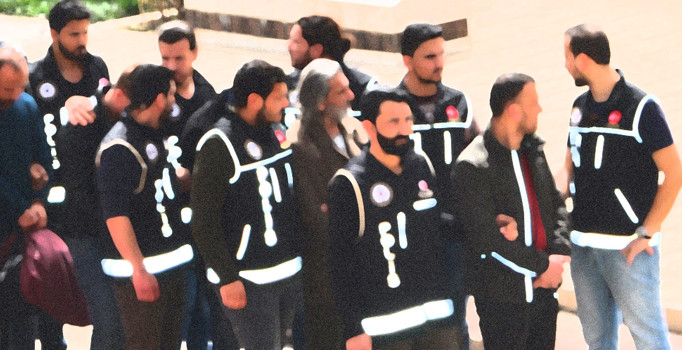 İstanbul'da terör operasyonu: 5 gözaltı