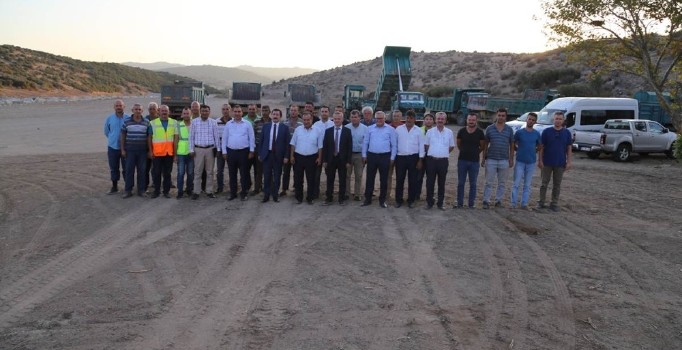 Ezine Gıda İhtisas Organize Sanayi Bölgesi Akçin Çayı Islah Çalışmaları hızla sürdürülüyor