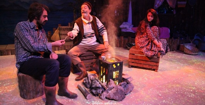 Alanya Belediye tiyatrosu Kıbrıs turnesine çıkıyor