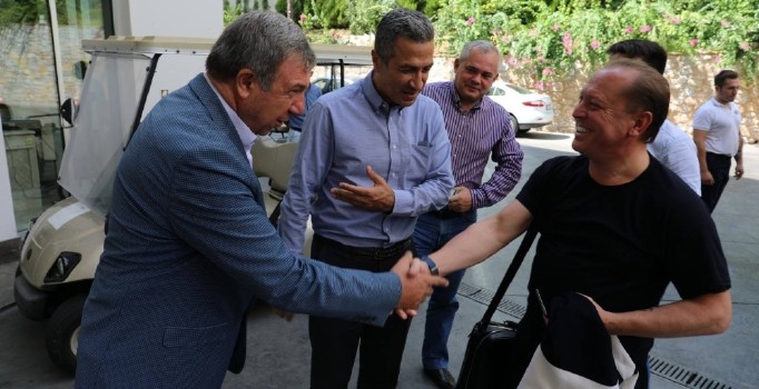 Tatar Başkan ralli için Marmaris’e geldi