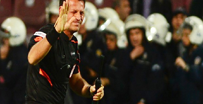 Trabzon'da dövülen hakem Volkan Bayarslan o anları anlattı