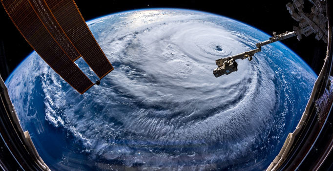 Florence Kasırgası etkisini göstermeye başladı: 150 kişi mahsur kaldı