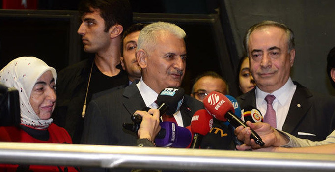 Binali Yıldırım: Kasımpaşalıyım, Galatasaray taraftarıyım