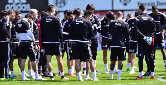 Beşiktaş'ta Olcay Şahan ve Tolgay Arslan idmanda kavga etti