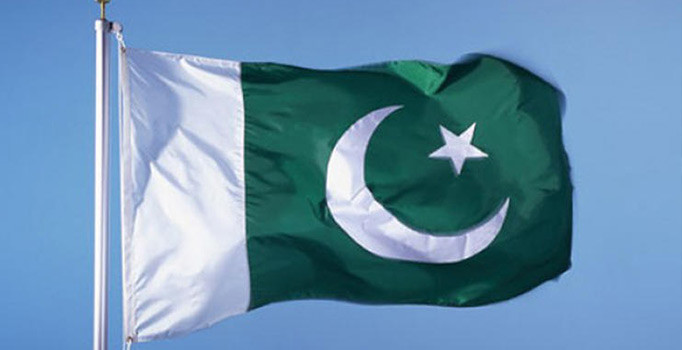 Pakistan'da doğan Afgan ve Bangladeşli mültecilere vatandaşlık