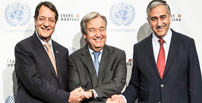 Kıbrıs'ta masaya dönüş sürprizi