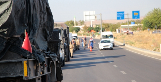 Gaziantep'te askeri araç devrildi: 1 yaralı
