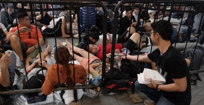 Huawei, Apple ile fena dalga geçti