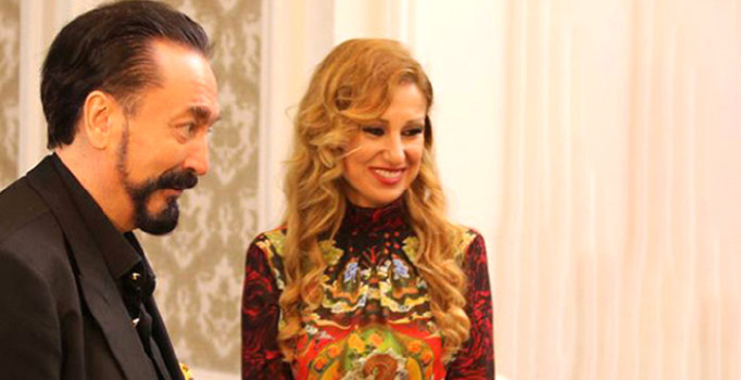 Ayça Pars, Adnan Oktar grubunun bilinmeyenlerini anlattı