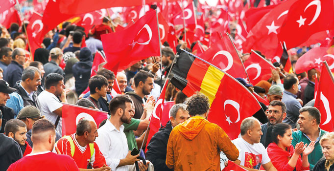 Berlin’den tehlikeli girişim