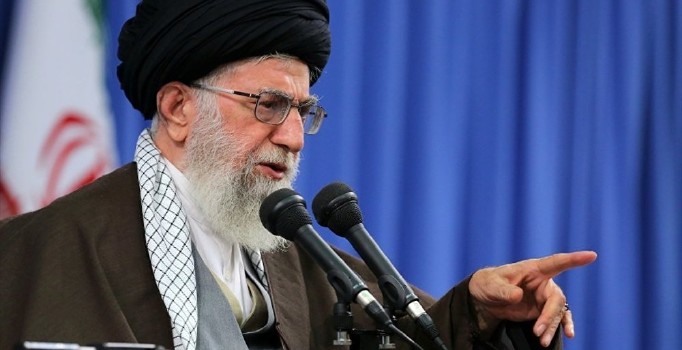 Hamaney'den tansiyonu yükseltecek açıklama: İran tokat atacak