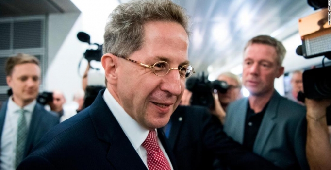 Almanya'da hükümet Maassen imtihanını kaybetti