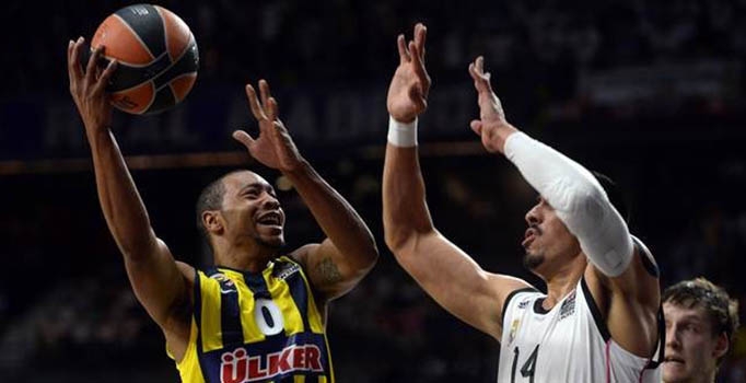 Fenerbahçe Ülker salladı ama yıkamadı