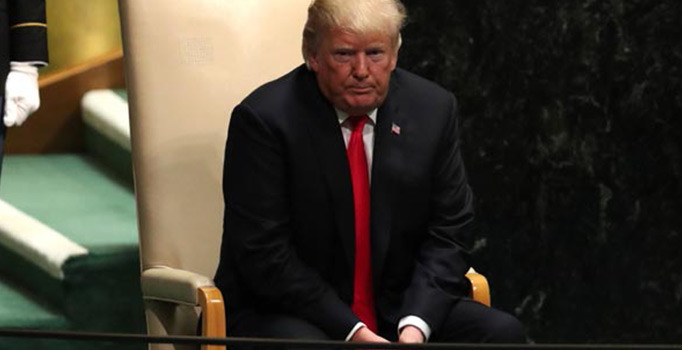 Dünya liderleri Trump'a güldü!