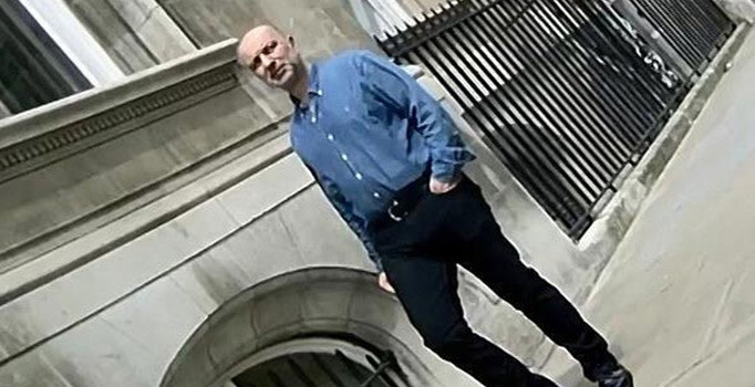 FETÖ firarisi Akın İpek'in iade duruşması başladı