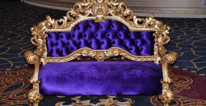 Bülent Ersoy için 35 bin TL'ye taht yaptırdı