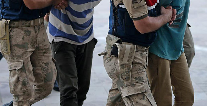 Son dakika! Suriye'de yakalanan 2 PKK'lı terörist Hatay'a getirildi