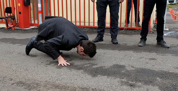 Son dakika! Ermenistan'da gözaltına alınan Umut Ali Türkiye'ye giriş yaptı