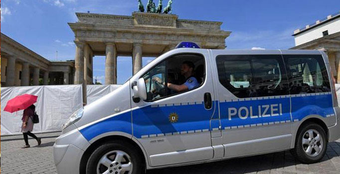 Cumhurbaşkanı Erdoğan'ın ziyaretinde görevli iki polise soruşturma