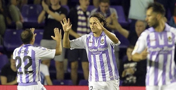 Enes Ünal gollerine döndü