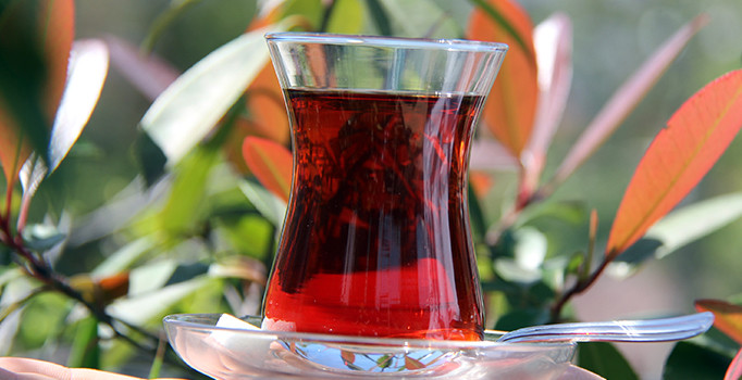 Dünyada en çok çayı Türkler içiyor