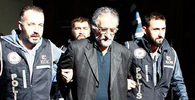 Sondakika! FETÖ elebaşı Gülen'in kardeşine 10 yıl 6 ay hapis