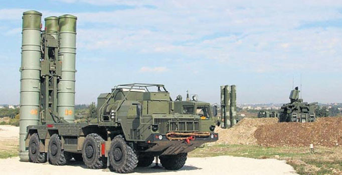 Bakan Sergey Şoygu, Suriye'ye S-300'lerin teslim edildiğini açıkladı