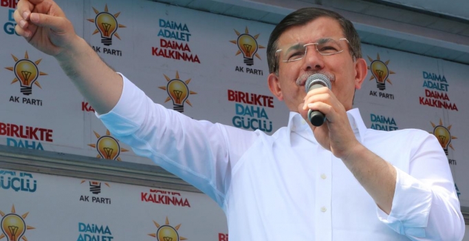 Davutoğlu'ndan Hürriyet'e çok sert Mursi cevabı