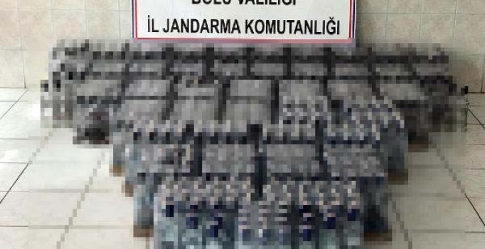 Bolu'da 745 şişe kaçak içki ele geçirildi