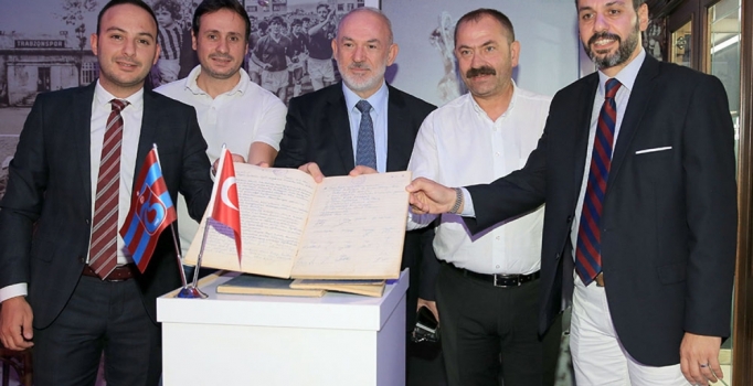 Trabzonspor’un çalınan karar defterleri iade edildi
