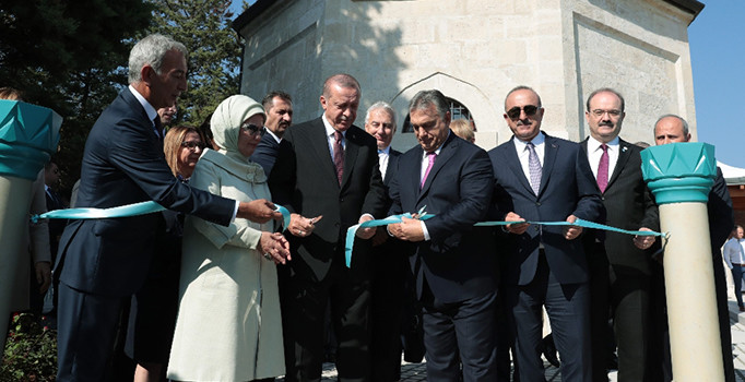 Erdoğan, Macaristan’da Gül Baba Türbesi'ni açtı