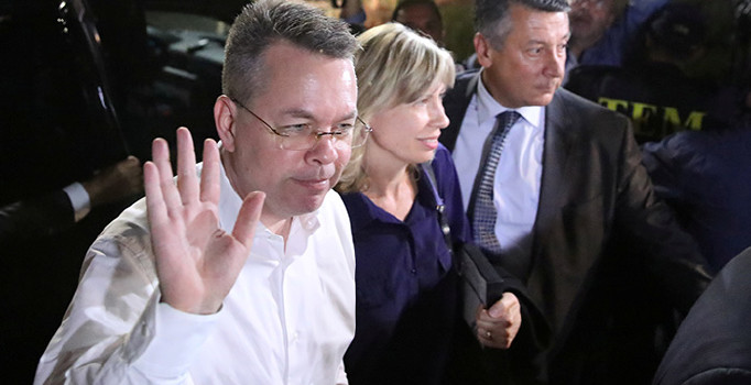 Brunson böyle ayrıldı