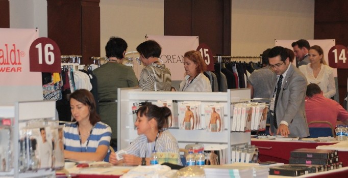 Rusya ile ruble üzerinden ilk ticaretin temelleri Antalya’da atılıyor