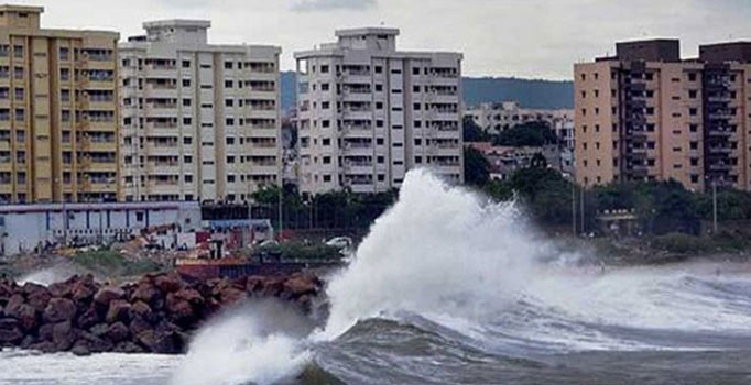 Bangladeş'te Titli kasırgası 2 can aldı