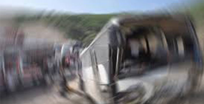 İsviçre’de turistleri taşıyan otobüs kaza yaptı: 15 yaralı