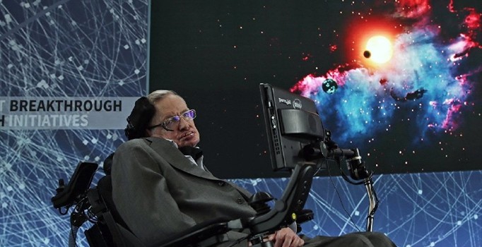 Hawking: Zenginler insanüstü ırk yaratarak, insanlığı yok edecek