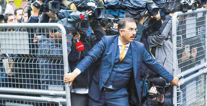 Kılıçlı prens köşeye sıkıştı