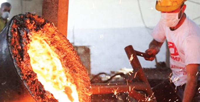 Sanayinin çarklarından yavaşlama sinyali