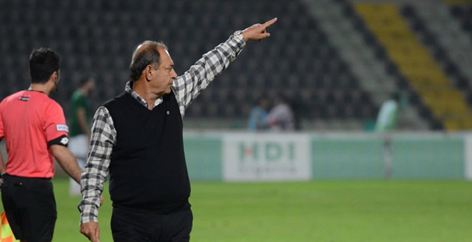 Denizlispor kara bulutları dağıttı