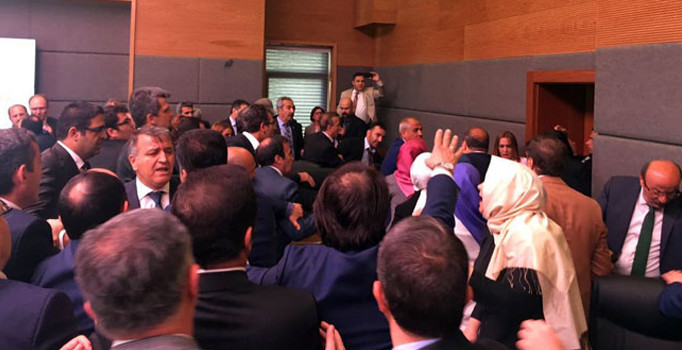 Anayasa Komisyonu dokunulmazlık dosyaları için yeniden toplanıyor