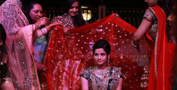 Antalya Hint düğünlerinin gözdesi oluyor