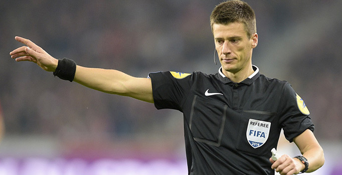 Galatasaray - Schalke 04 maçının hakemi Fransız Benoit Bastien oldu