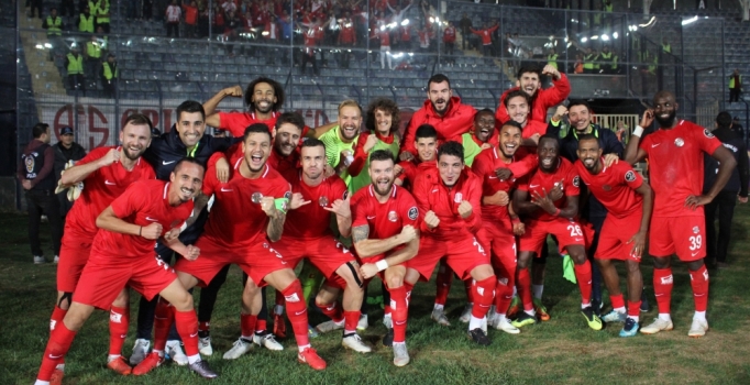 Deplasman lideri Antalyaspor