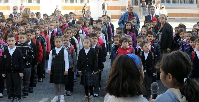 Andımız Yazarı Reşit Galip kimdir, ne iş yapar? Ömer Çelik Reşit Galip için ne dedi?