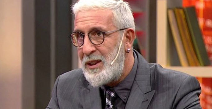 Ünlü sunucu ve oyuncu Cem Özer yoğun bakımda