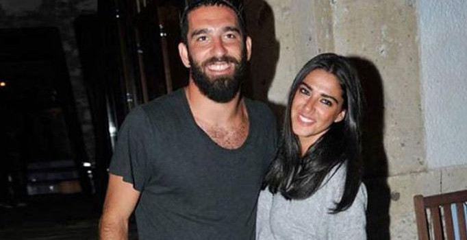 Arda Turan baba oldu