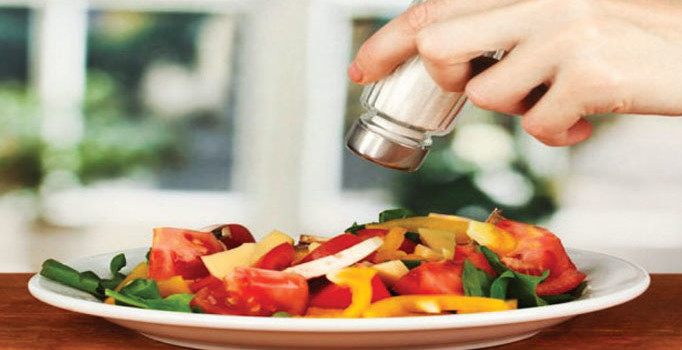 Plastik, tuzun bile tadını kaçırdı